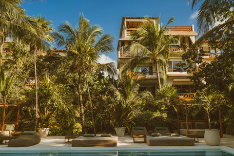 HOTEL VIEWS -  Courtyard pool retreat.