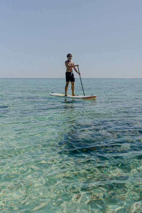 PRIVATE BEACH & BAY - Paddleboarding in clear water