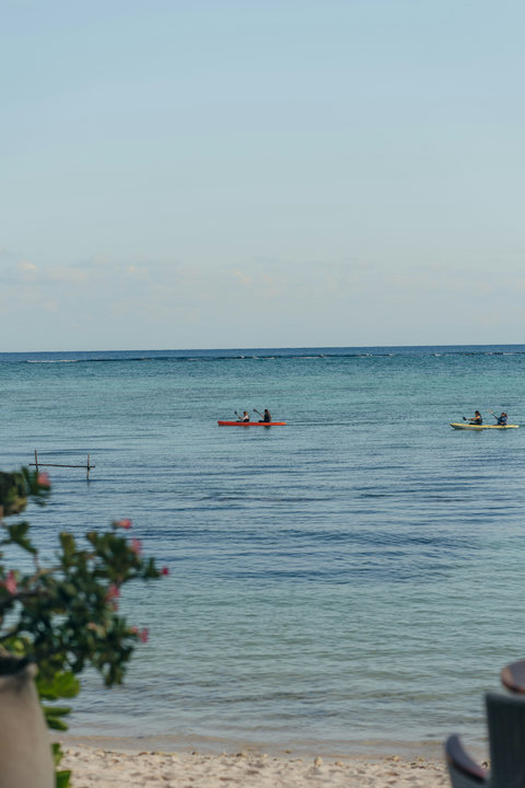 PRIVATE BEACH & BAY - Ocean kayaking adventure