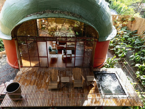 Balcony hot tub - Escape to a tropical haven where modern design meets natural beauty. Bask in the golden glow of sunset on your private deck, or unwind in the soothing waters of your personal plunge pool. Every corner of this eco-retreat offers tranquili