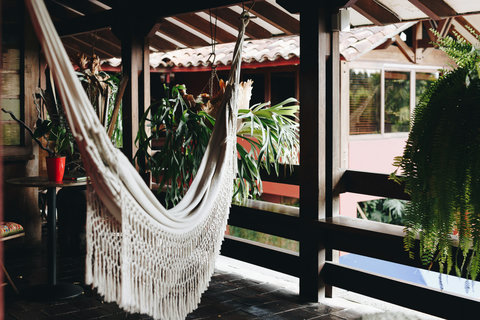 Hammoc Living Area - 🌿 Embrace the perfect blend of nature and tranquility on this charming balcony. Relax in the cozy hammock surrounded by lush greenery and let the gentle sunlight create a serene escape. Your tropical oasis awaits! 🌞🌺