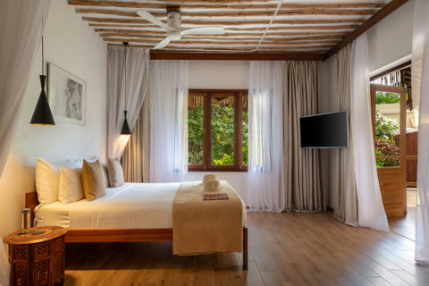 Morning settles gently here, with filtered sun, quiet corners, and the kind of stillness that makes you exhale deeper
