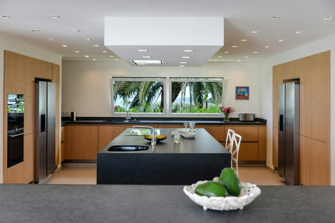 Kitchen with seating