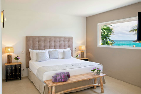 Citrine Room