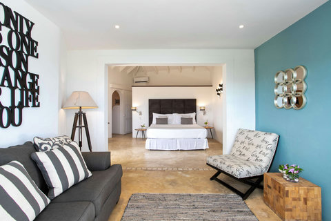 Howlite Room