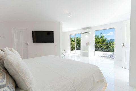 Rose Quartz Room | Primary bedroom