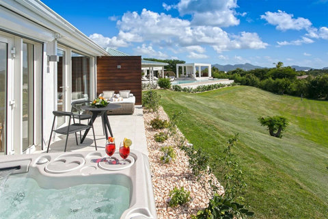 Private Jacuzzi on terrace Bedroom 1