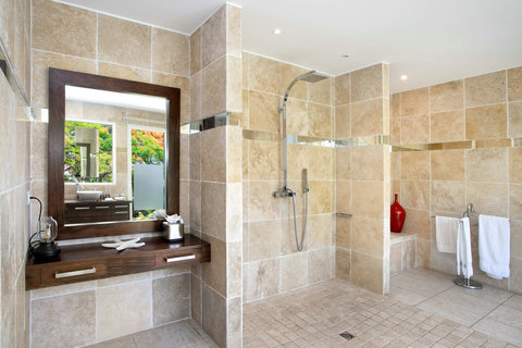 Ensuite Bathroom of Bedroom 1
