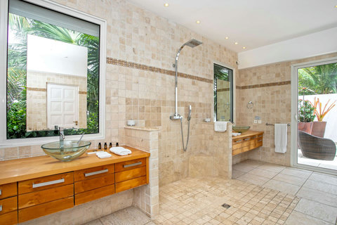 Ensuite Bathroom of Bedroom 4