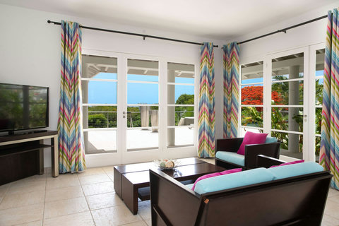Private Lounge Area of Bedroom 4