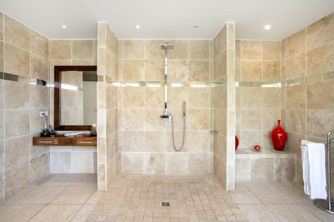 Ensuite Bathroom of Bedroom 1