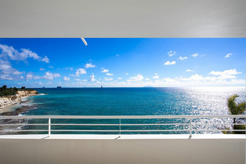 Balcony Bedroom 1