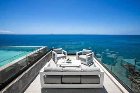 Outdoor Lounge Area Accessible from Master Bedroom