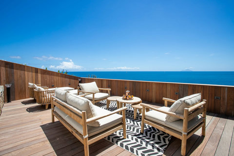Outdoor Lounge Area Adjacent to Kitchen