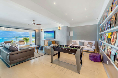 Entertainment Room