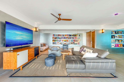 Entertainment Room