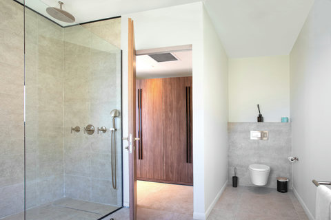 Bathroom 5
