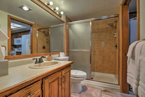 Bathroom 2