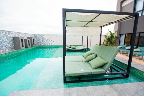 Ideal for those looking for a vacation rental with complete amenities, the space provides moments of leisure and relaxation amid the urban routine.