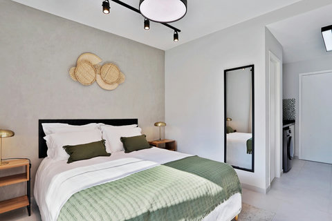 This furnished apartment is ideal for those looking for a comfortable and stylish stay in São Paulo.