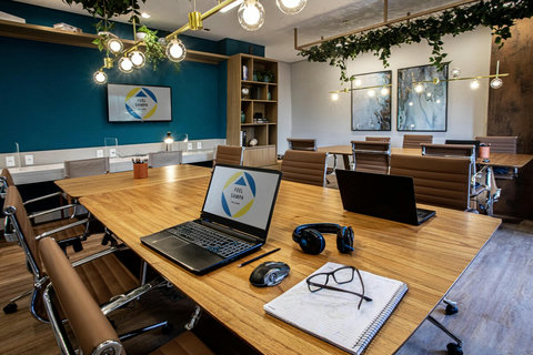 Equipped with a gym, workspace, and excellent connectivity, this flat in Vila Olímpia is ideal for extended stays or business trips.
