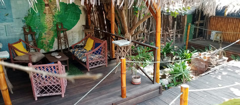 Laguna hose social area