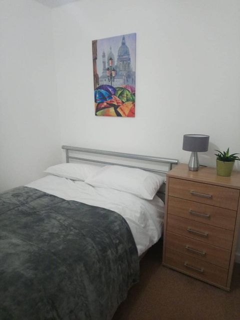 Bedroom with double bed