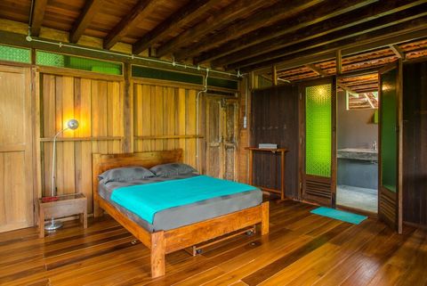 Spyder's room at Spyder Hill. Fits 3 people with a pull out bed on the floor.