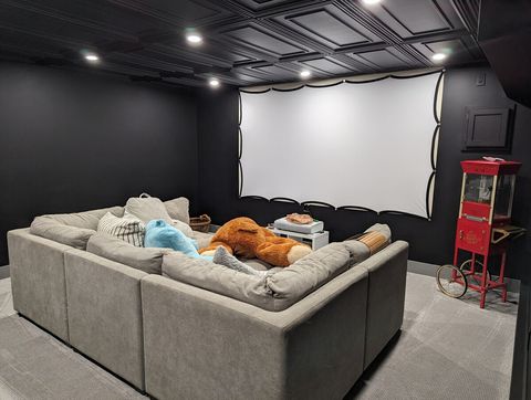 personal movie room? yes please!