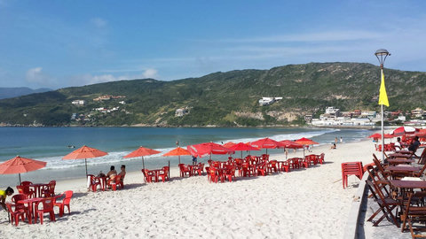 Praia dos Anjos, mais uma praia para você admirar e curtir demais