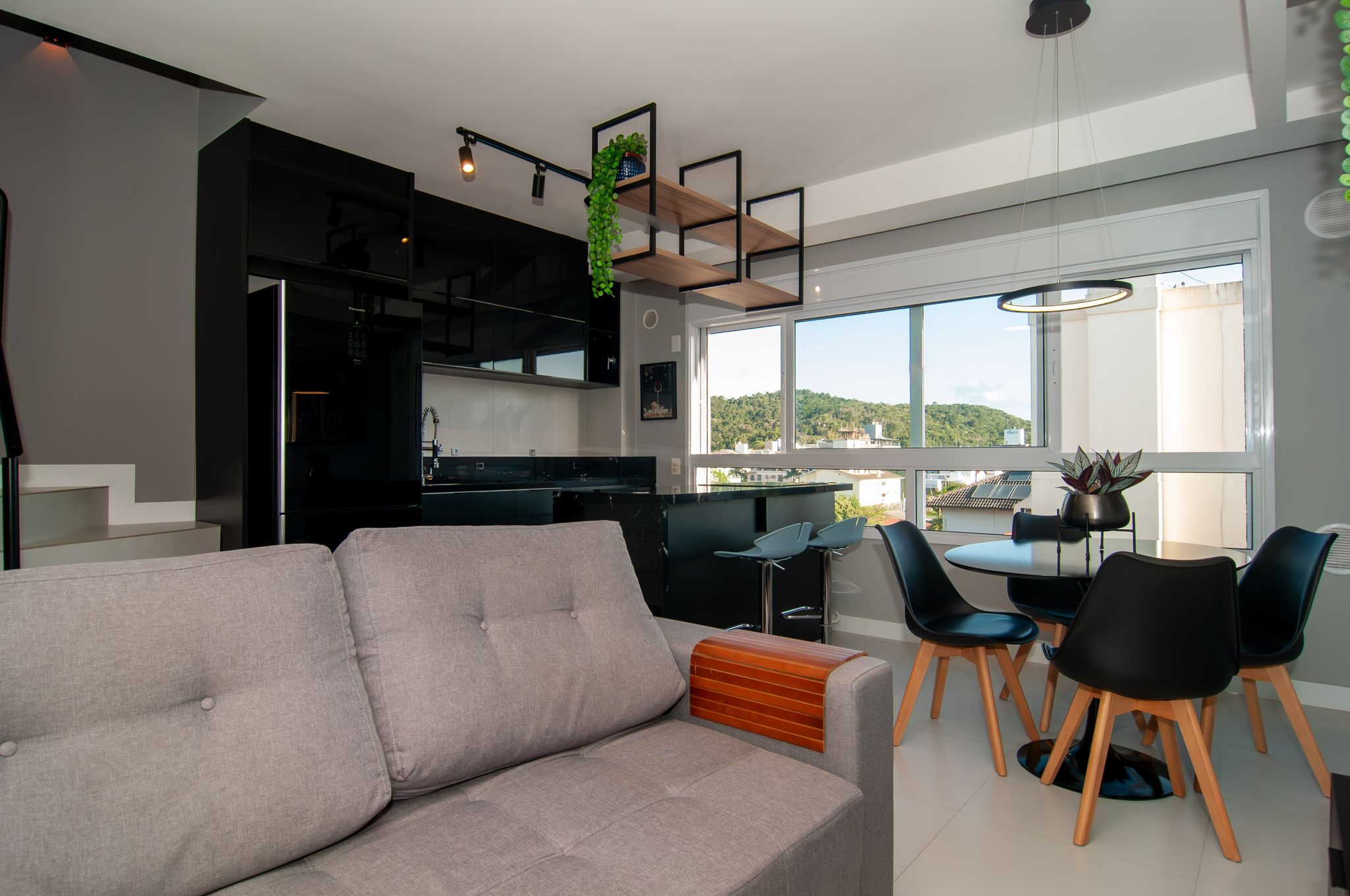 Cobertura Duplex, 1quadra da Praia em Jurerê