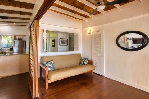 Oceanfront 3rd bedroom Futon