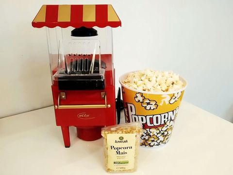 Popcorn maker for your own fresh popcorn :)