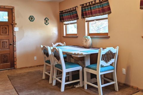 Full-sized dining table to enjoy your breakfast.
