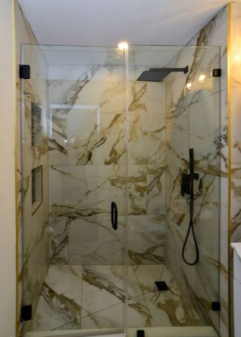 Hotel style stand up shower