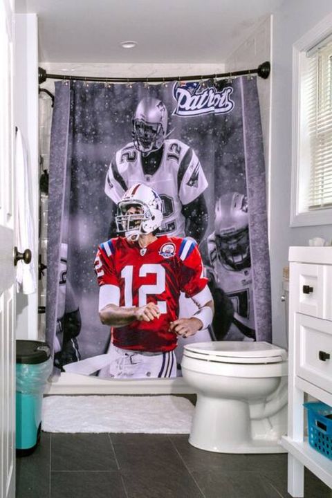 Second-floor bathroom