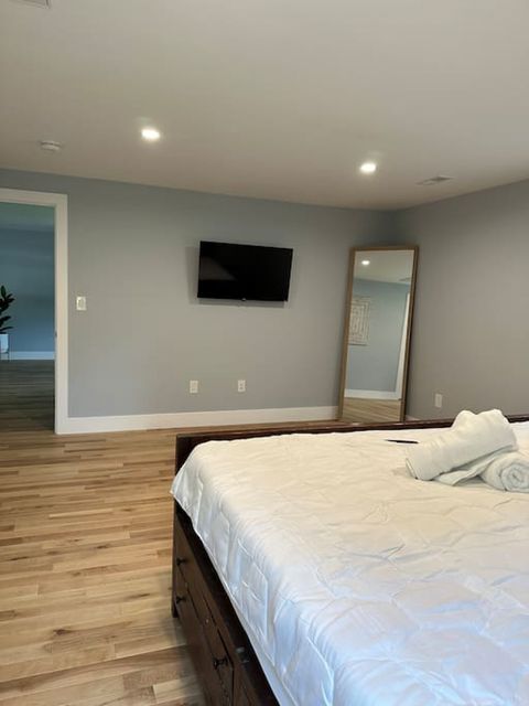 king bedroom