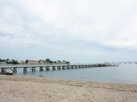 The pier with in walking distance