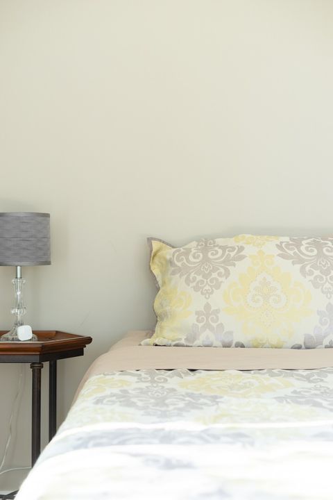 Master Bedroom (Upstairs)