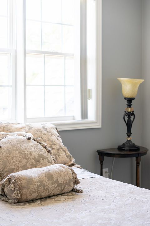 Second Bedroom (Upstairs)