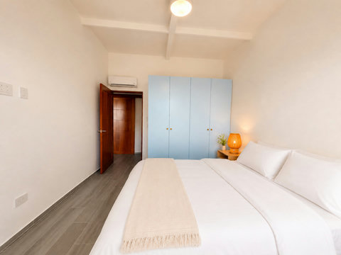 Room 1