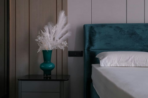 Bedroom 1 with a king bed (Ground floor)