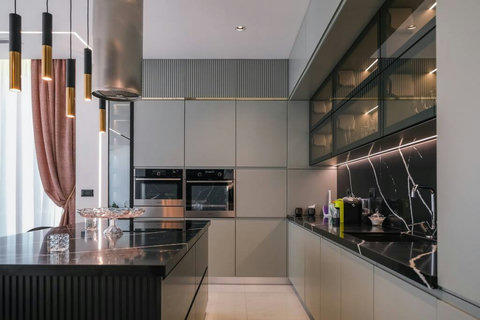 Fully-equipped kitchen