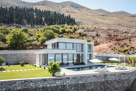 View of the villa (East)