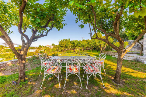 Dinning Area in Garden
