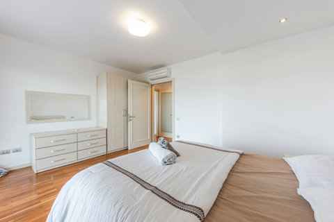 Bedroom 3 - Double room (King size | Ground floor)