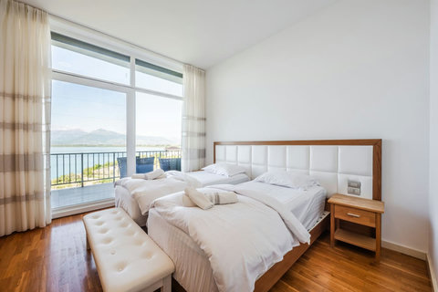 Bedroom 2 - Double room (Two single beds that can be transformed in a double bed | First floor)