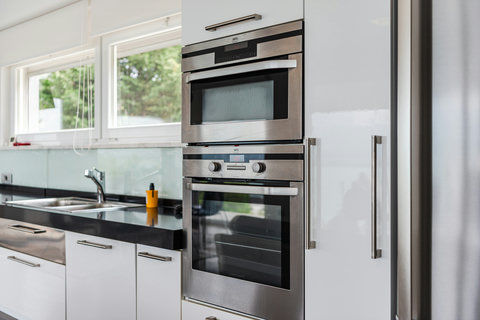 Fully-equipped kitchen details