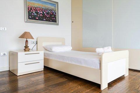 Bedroom 4 with a single bed (First floor)