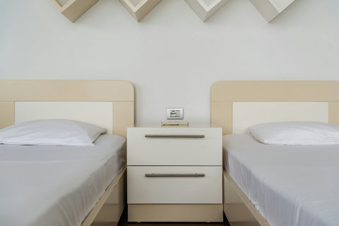 Bedroom 2 details (First floor)